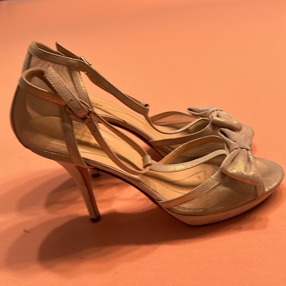 Kate Spade shoes, size 8 1/2 - Picture 4 of 10